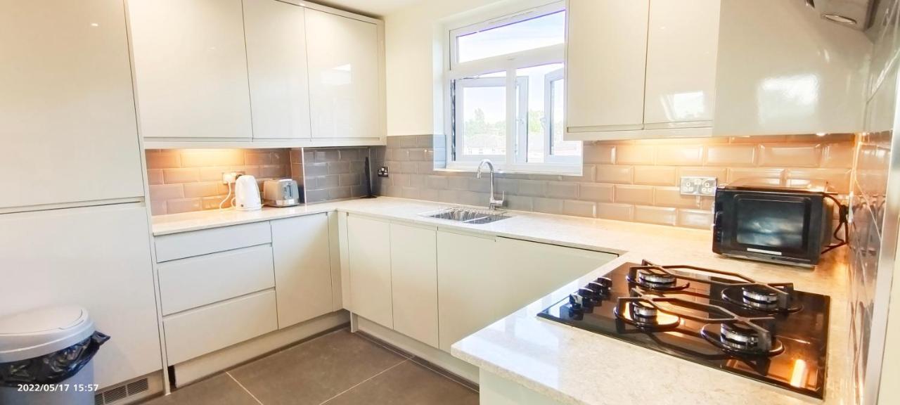 Floor Flat 5 Northwood